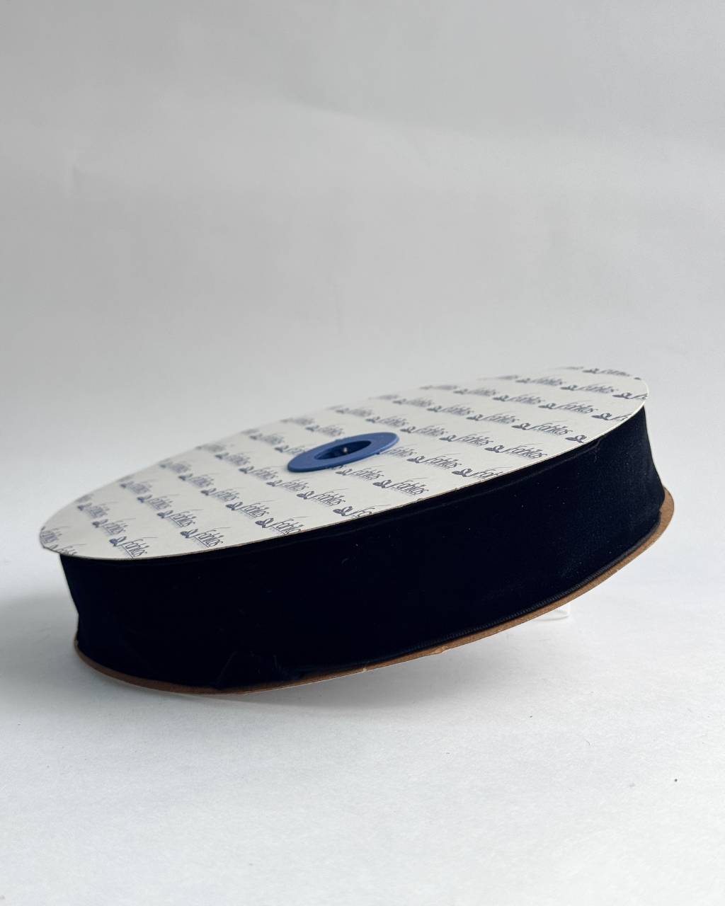 Cinta Terciopelo Negro 36 MM X 25 Metros